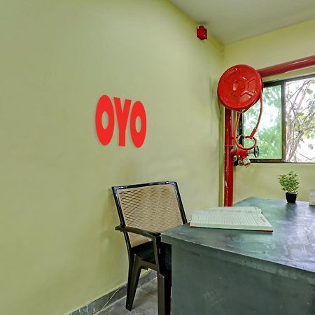 Hotel O Om Sai Residency Lodging And Boarding Taloje Budrukh Eksteriør billede